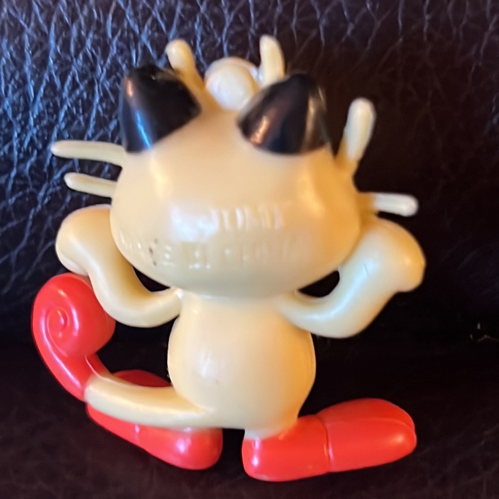 Pokemon Tomy Meowth - Picture 2 of 5